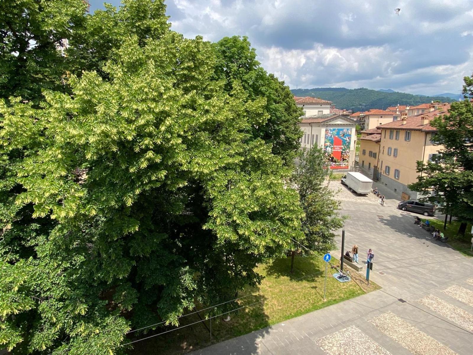 Nido Carrara - Immobili E Soluzioni Rent Apartment Бергамо Екстериор снимка